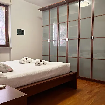 Bwr - Bilocale Con Terrazzo, Via Gonin Διαμέρισμα Μιλάνο