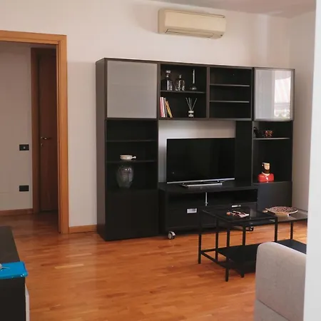 Bwr - Bilocale Con Terrazzo, Via Gonin * Μιλάνο