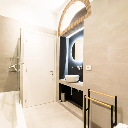 Easylife - - Palazzi 19 - Porta Venezia Appartement *