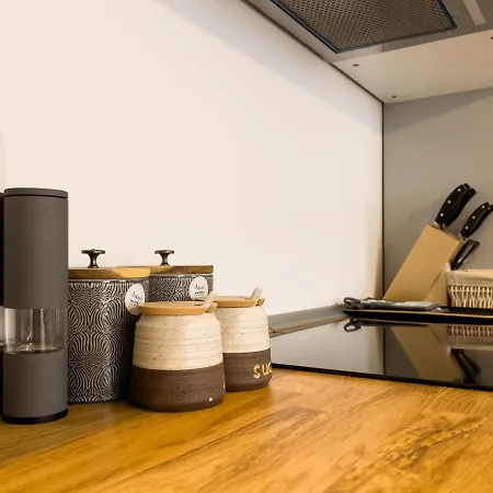 Easylife - - Palazzi 19 - Porta Venezia Daire