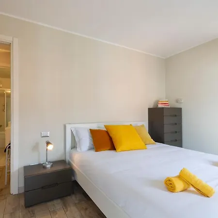 Apartament Salomone - Mecenate District Mediolan