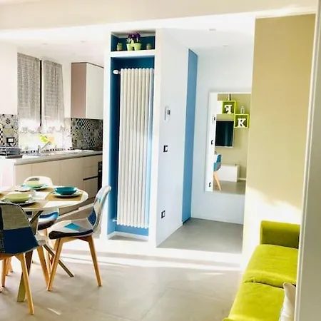 Fk House - Casa Moderna Con Vista Olimpiadi 2026 아파트 밀라노