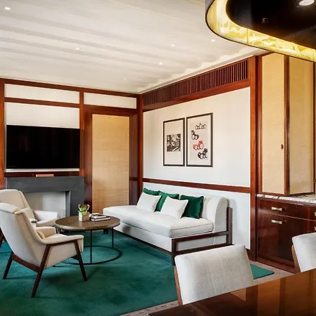 Portrait - Lungarno Collection 5* Milano