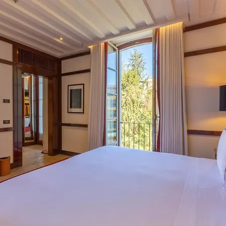 Portrait - Lungarno Collection Hotel 5*