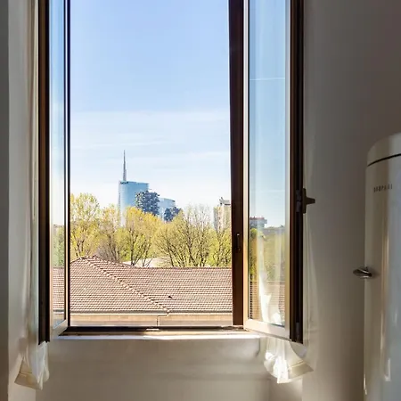 Apartman Arbe, Zona Isola Milánó