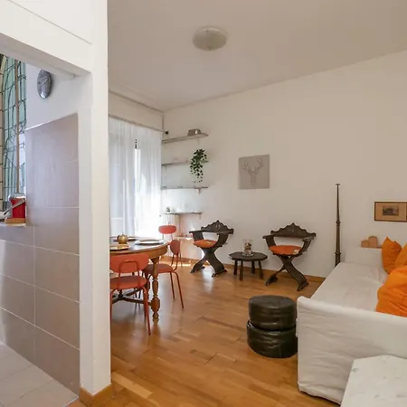 Lägenhet Luxury Flat Between Navigli And Duomo - Sambuco