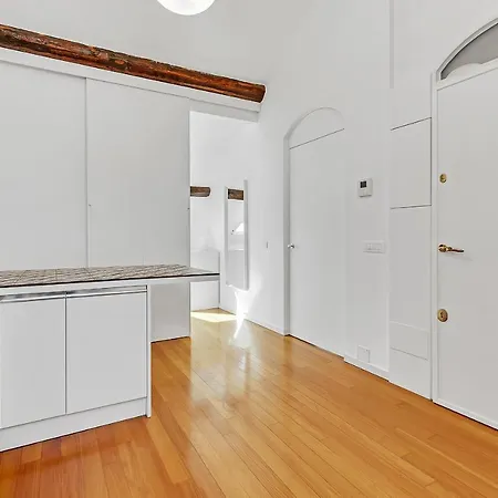 Apartamento Cosmopolitan Loft Nel Centro Di Milano, Via Sottocorno *