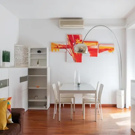 Apartment Terrace At 20 Minutes From Duomo - Homeunity