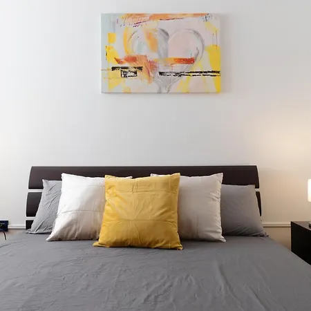 Terrace At 20 Minutes From Duomo - Homeunity Daire Milano