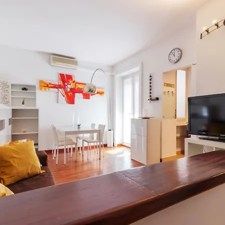 Terrace At 20 Minutes From Duomo - Homeunity Daire