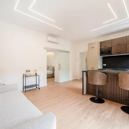 Bilocale Moderno - Center