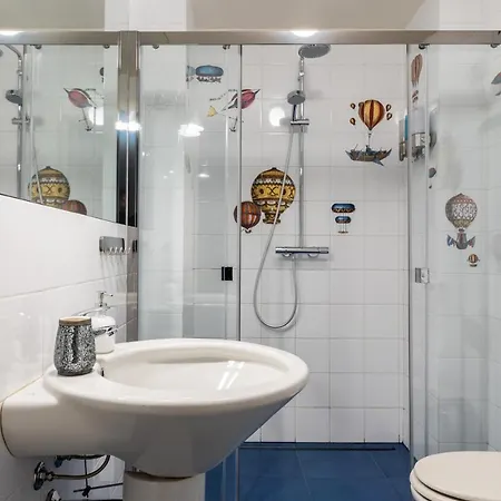 Apartment La Casa Colorata - Flats In - Bocconi Milan