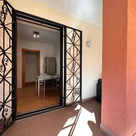 Bwr - Bilocale Con Terrazzo, Via Gonin Μιλάνο