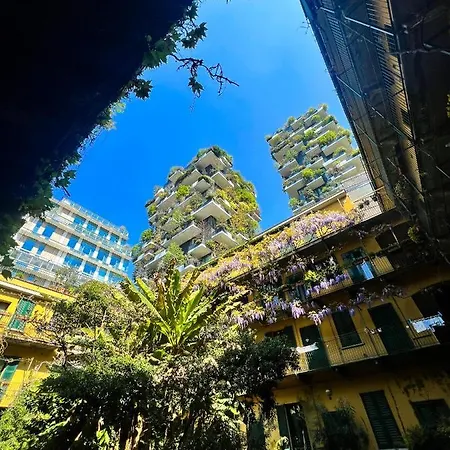 Apartment The Mundial - Bosco Verticale View Milan
