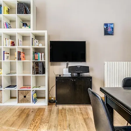 Lepontina Apartment *