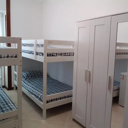 Gigli, Con Cucina In Comune E Terrazza * Milaan