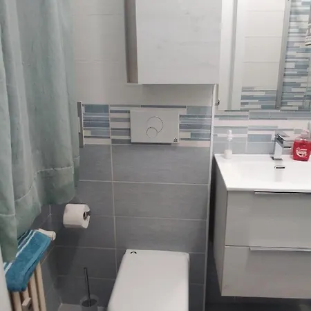 Gigli, Con Cucina In Comune E Terrazza Gasthuis *