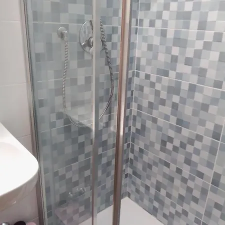 Gigli, Con Cucina In Comune E Terrazza *