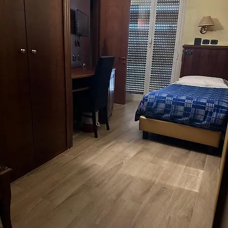 瓦加娜酒店