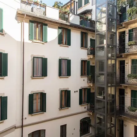 Apartment Youhosty - Ugo Bassi *