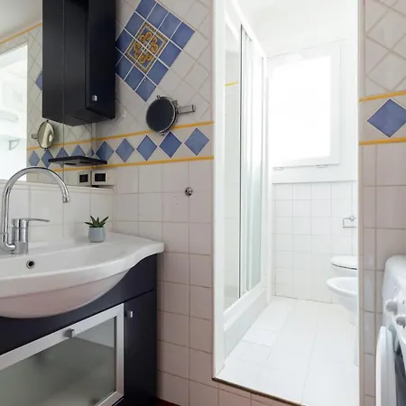 Terrace At 20 Minutes From Duomo - Homeunity *