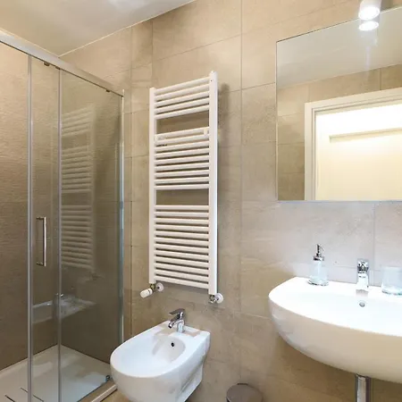 Contempora - Rosellini 6a Apartment *