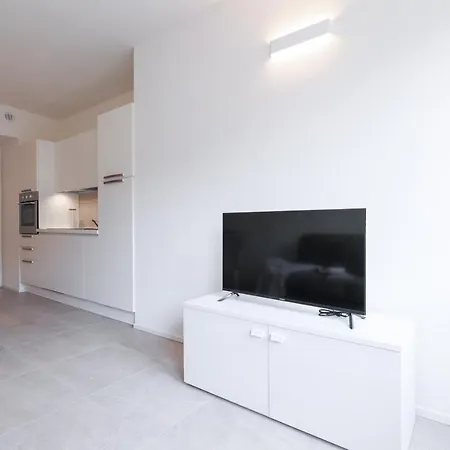 Apartment Contempora - Rosellini 6a