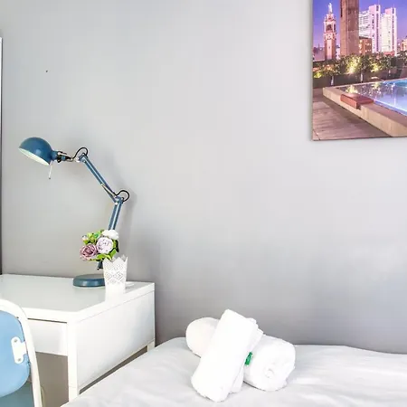 Joivy Cosy Flat Near Mirabello Apartman Milánó
