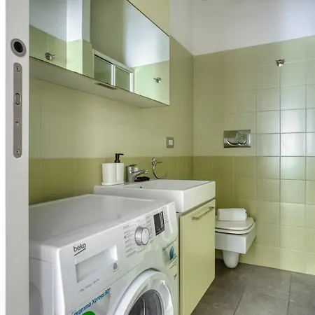 아파트 Joivy Cosy Flat Near Mirabello