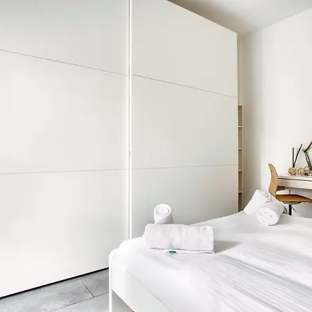 Joivy Cosy Flat Near Mirabello Milan