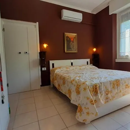 فندق مبيت وإفطار Eros Casa ميلان