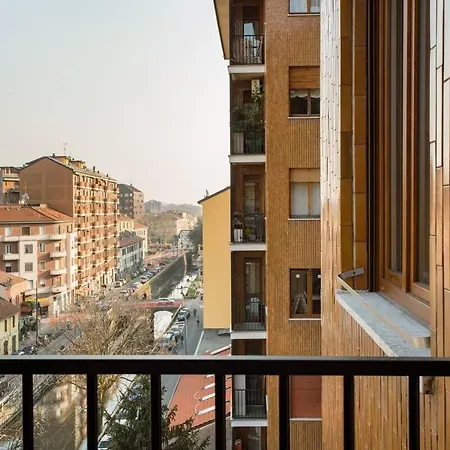 Una Stanza Silenziosa Nel Cuore Dei Navigli Privat bolig Milano