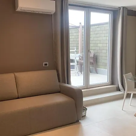 R39 Attic With Terrace And Private Parking Appartamento *