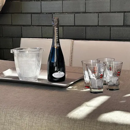 R39 Attic With Terrace And Private Parking