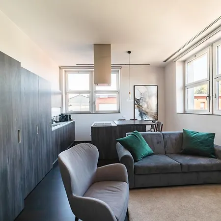 Appartamento Moderno Bilocale 64mq In Art Building Milano