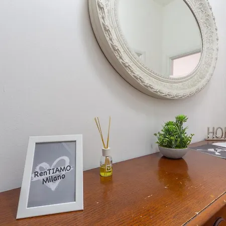 House Romana Center Apartment Milan