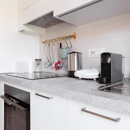 Appartement Elegant Flat In Milan, Wi-fi E Netflix! *