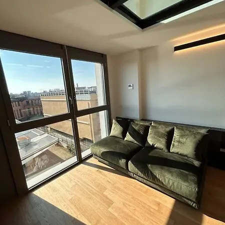 Elegante Loft A Apartment Milan