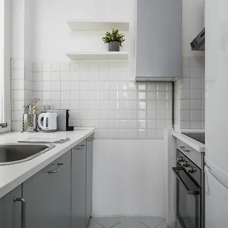 Inganni Charme * Milánó