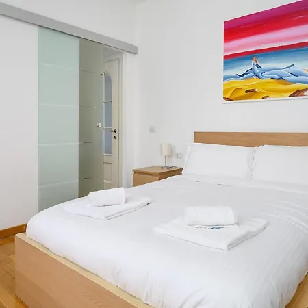 Inganni Charme Apartman Milánó