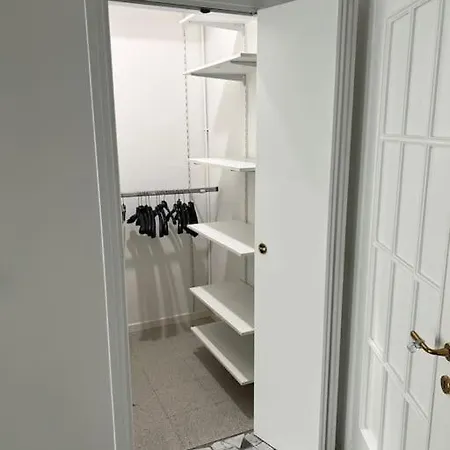 Paris Bordone House *