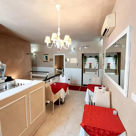 Aurelia Hotel