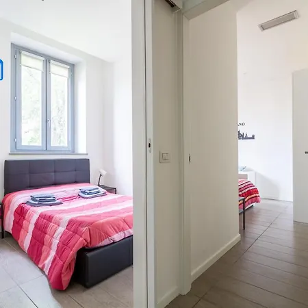 Appartement Lux Metro M2 *