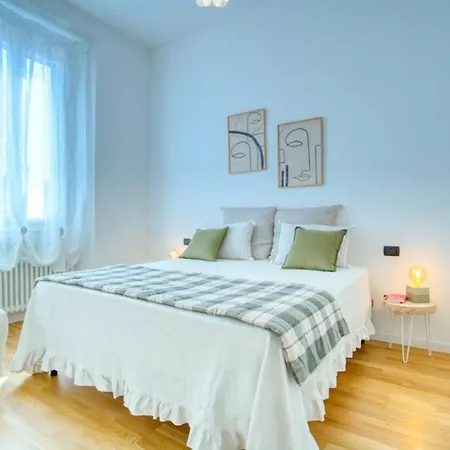 Apartment Ospitali - Casa Armonia Delizioso Bilo Vicino A Piola *