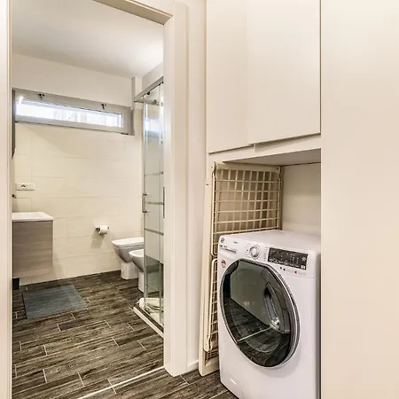 San Siro Con Garage Privato Apartamento Milão