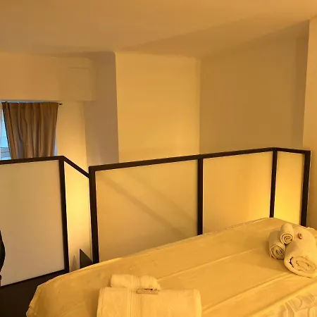 Apartament Regina In Porta Romana 2 - Sky Tv, Wifi E Breakfast Box Mediolan