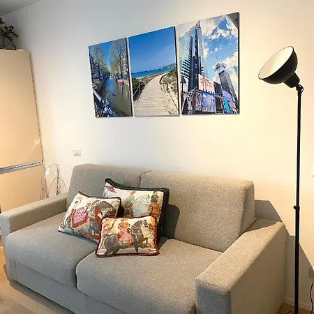 Accomodo Mim26 Monolocale Porta Venezia Διαμέρισμα Μιλάνο