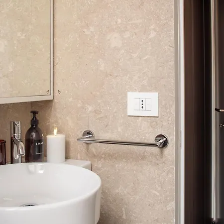 Apartamento Sant'ambrogio Luxury R&r *