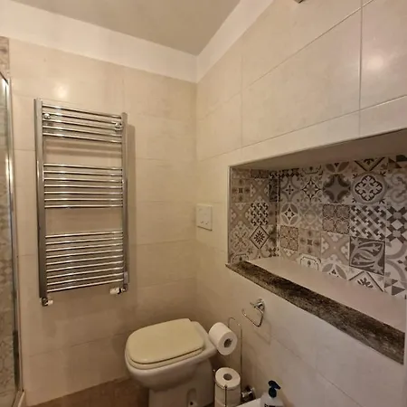 Regina In Porta Romana 2 - Sky Tv, Wifi E Breakfast Box Lejlighed Milano