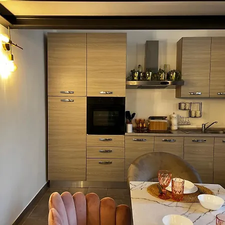 Regina In Porta Romana 2 - Sky Tv, Wifi E Breakfast Box Lejlighed Milano